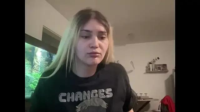 larasexy35 from StripChat