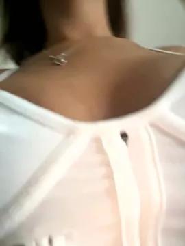 LaraVegas from StripChat