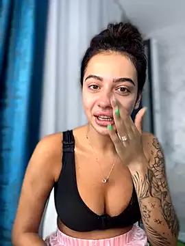 LaraVegas from StripChat