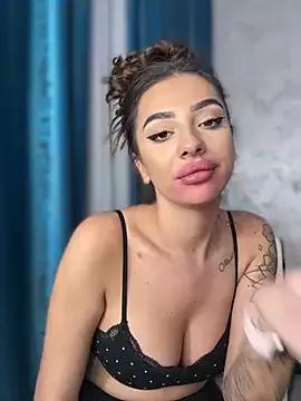 Girls: discover live performances with matured cam models, from teasing to fixations, in a variety of stunning live sex cams.
