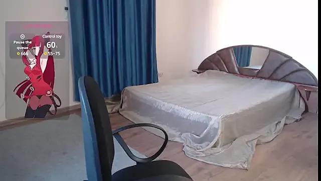 Laura_Gol from StripChat is Freechat