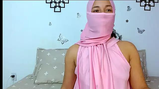 Layla-Malak from StripChat