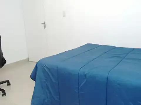 layla_amin from StripChat