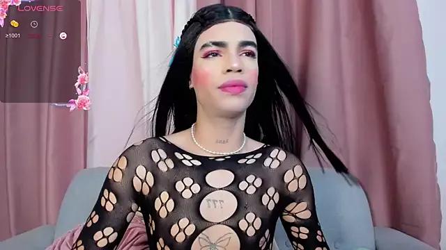 layla_pear from StripChat