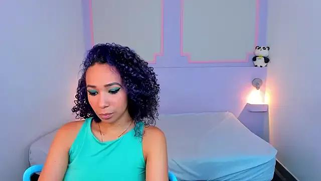 LaylaBreeze4 from StripChat