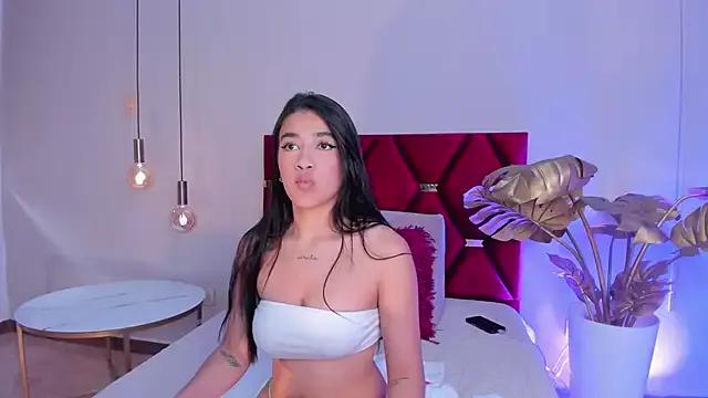LeaahCarter from StripChat