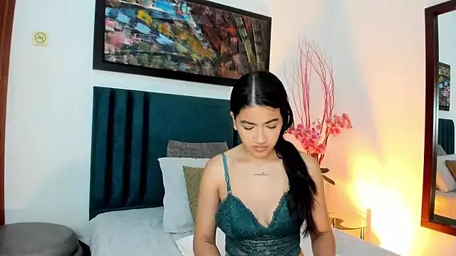 LeaahCarter from StripChat