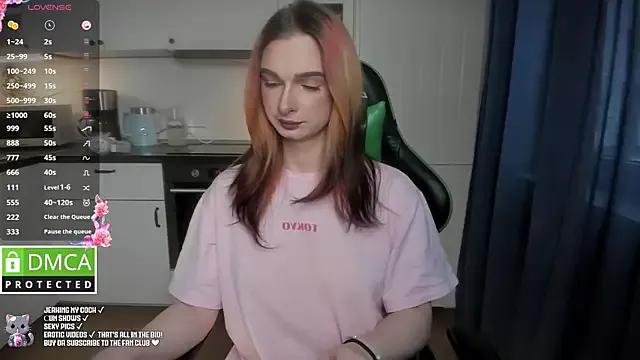 Lee_Loo from StripChat