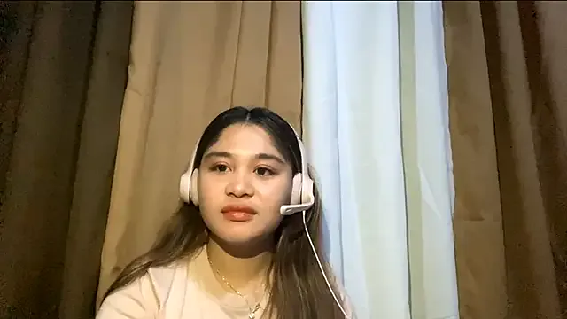 LeeanneBakeley — show off my outfit