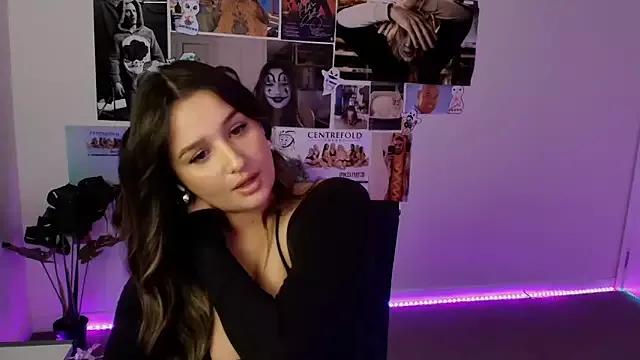 Girls: discover live performances with matured cam models, from teasing to fixations, in a variety of stunning live sex cams.