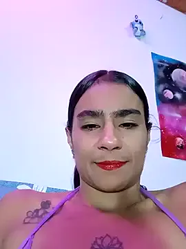 Leslly_ on StripChat