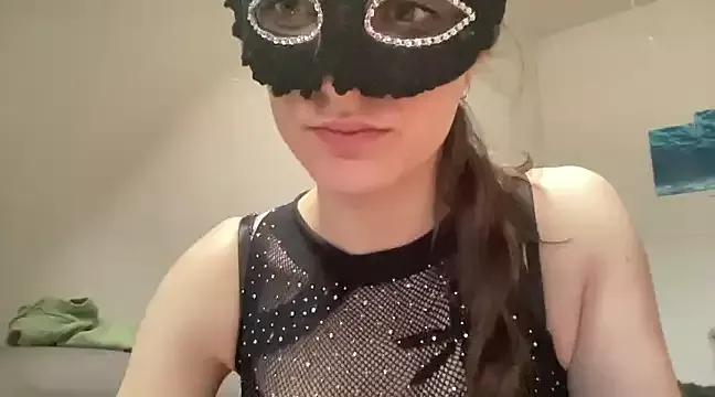 Girls: discover live performances with matured cam models, from teasing to fixations, in a variety of stunning live sex cams.