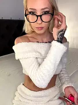 Leyladieistso47 from StripChat