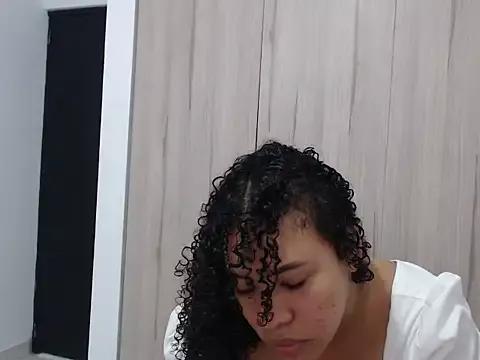 Girls: discover live performances with matured cam models, from teasing to fixations, in a variety of stunning live sex cams.
