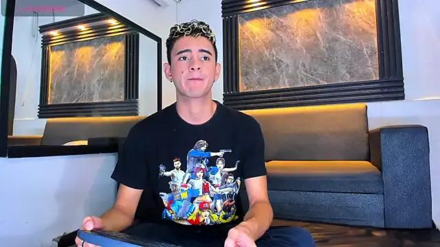 liaam_mendoza from StripChat