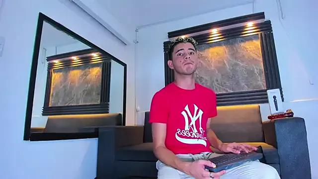 liaam_mendoza from StripChat