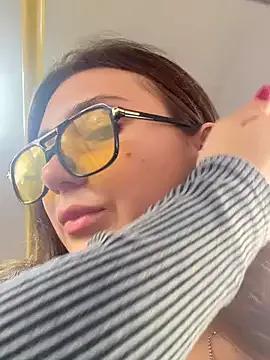 LiaLove from StripChat