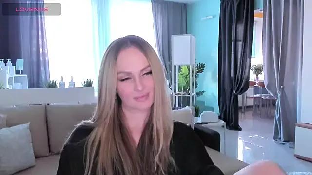 Libby_Nora from StripChat