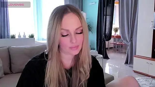 Libby_Nora from StripChat