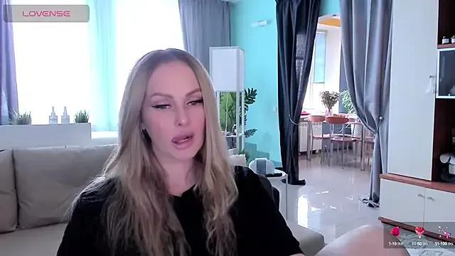 Libby_Nora from StripChat