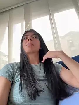 Girls: discover live performances with matured cam models, from teasing to fixations, in a variety of stunning live sex cams.