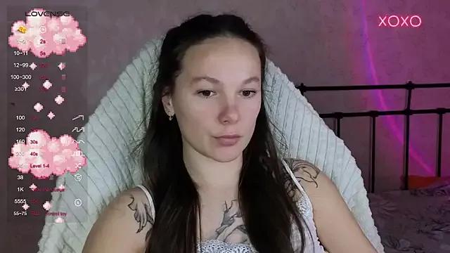 lil_luna_x from StripChat