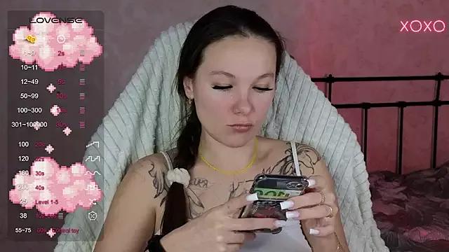 Girls: discover live performances with matured cam models, from teasing to fixations, in a variety of stunning live sex cams.