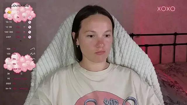 lil_luna_x from StripChat is Freechat