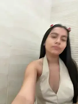 lila_lain on StripChat