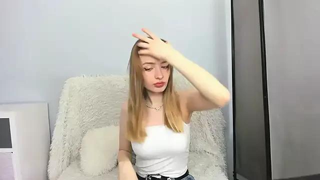 Girls: discover live performances with matured cam models, from teasing to fixations, in a variety of stunning live sex cams.