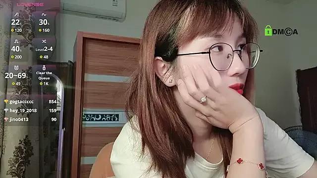 Lili_666 from StripChat