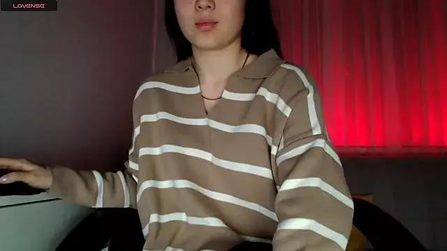 Girls: discover live performances with matured cam models, from teasing to fixations, in a variety of stunning live sex cams.