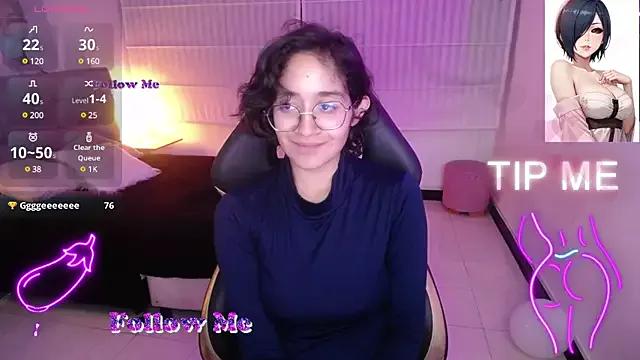 Lili_Gomez_ from StripChat is Freechat