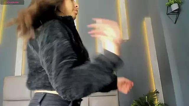 LiliBlaree from StripChat