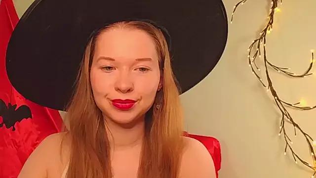 LiliMooooon from StripChat