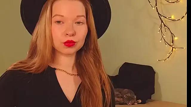 LiliMooooon from StripChat
