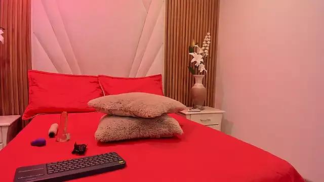 Girls: discover live performances with matured cam models, from teasing to fixations, in a variety of stunning live sex cams.