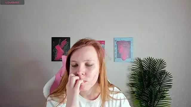 Girls: discover live performances with matured cam models, from teasing to fixations, in a variety of stunning live sex cams.