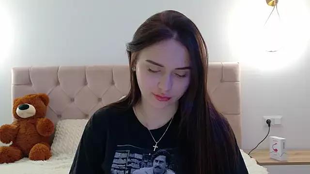 Girls: discover live performances with matured cam models, from teasing to fixations, in a variety of stunning live sex cams.