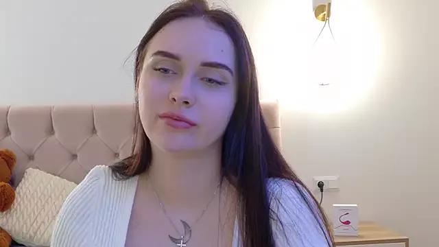 Girls: discover live performances with matured cam models, from teasing to fixations, in a variety of stunning live sex cams.