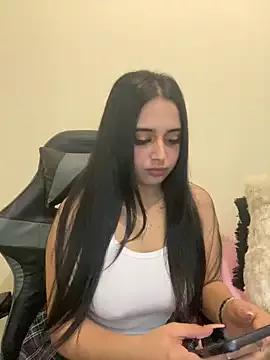 Girls: discover live performances with matured cam models, from teasing to fixations, in a variety of stunning live sex cams.