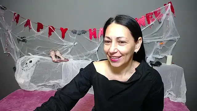 LiluGrants on StripChat