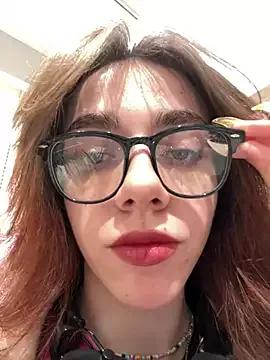 Lily__Belle from StripChat is Freechat