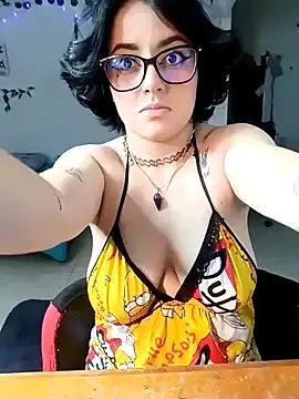 Girls: discover live performances with matured cam models, from teasing to fixations, in a variety of stunning live sex cams.