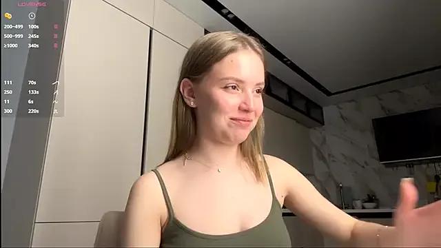 Girls: discover live performances with matured cam models, from teasing to fixations, in a variety of stunning live sex cams.