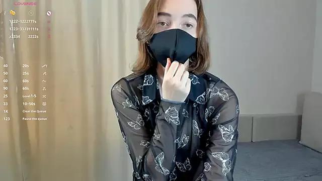 LindaCruell from StripChat is Freechat