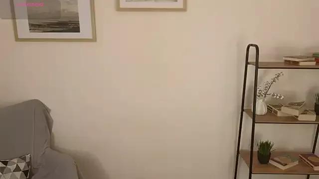 Lisa_Ywen from StripChat is Freechat