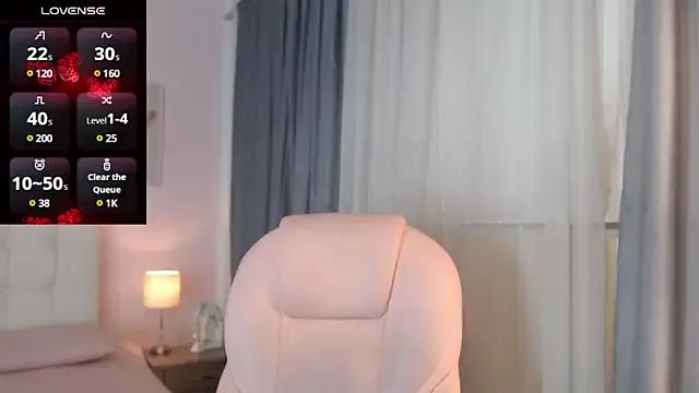 Girls: discover live performances with matured cam models, from teasing to fixations, in a variety of stunning live sex cams.