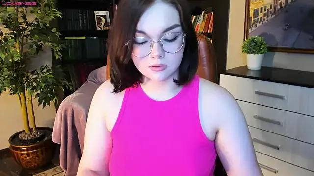 Little_Bambii from StripChat