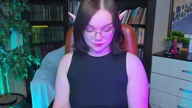 Little_Bambii from StripChat